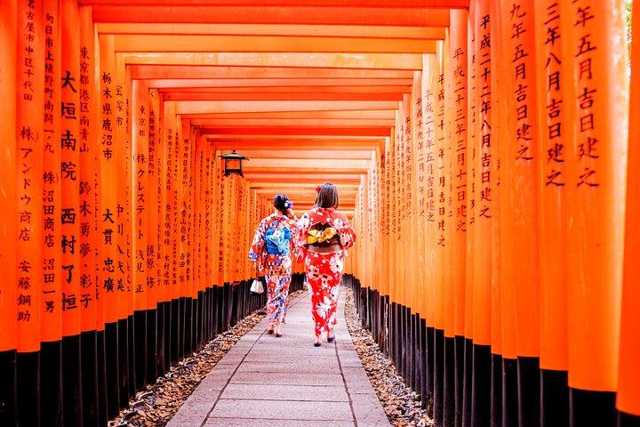 ¡Disfrutemos de Kioto en kimono! Visita el misterioso Fushimi Inari