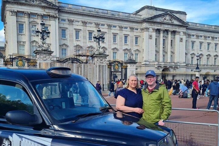 ロンドンタクシーで行く名所ツアーとチャーチル内閣戦時執務室入場