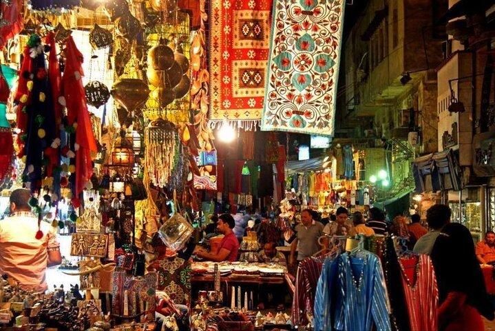 Compras e Explorando Workshops e Mercados em Luxor