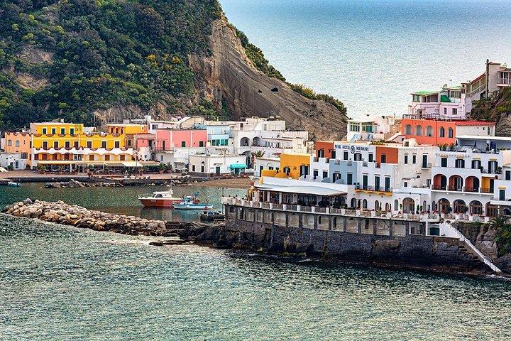 Ischia : Sant'Angelo e Maronti con Transfer da Napoli