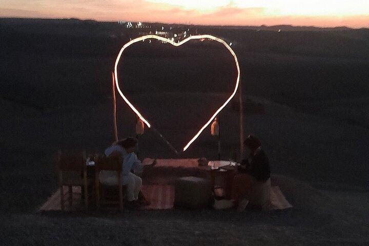Marrakech Desert Agafay Sunset Dinner Show & Hoteltransfer