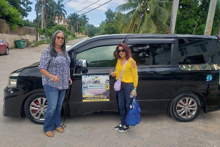 Traslado de ida e volta ao aeroporto de Montego Bay