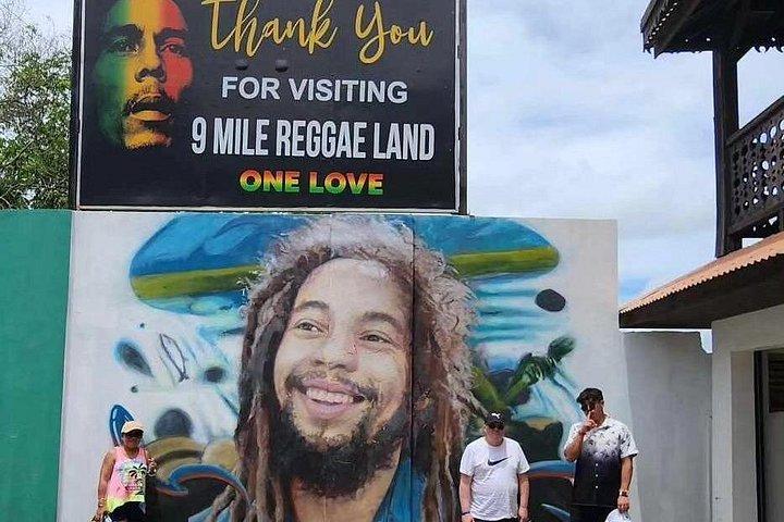 ボブ・マーリーの日 - ナインマイルとキングストン