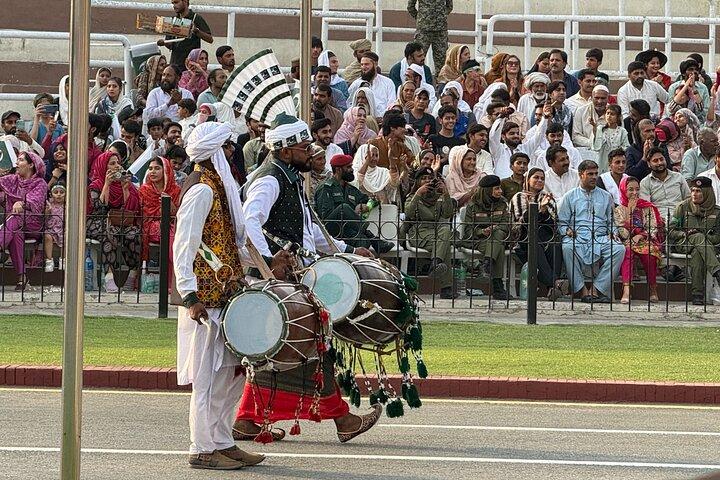 Lahore Full Day Sightseeing Guided Tour
