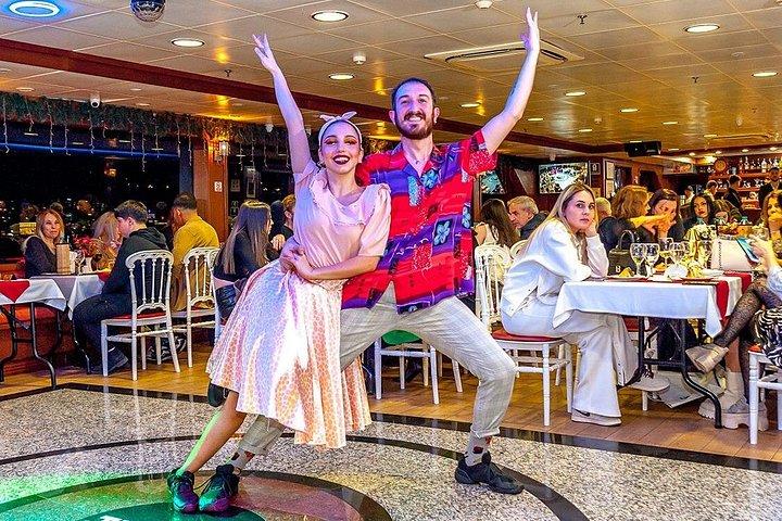 Istanbul Bosphorus Dinner Cruise with Entertainment and Upgrades