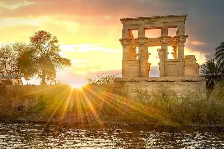 Cairo: Aswan Day Tour with Abusimble and Philae Temple by flight