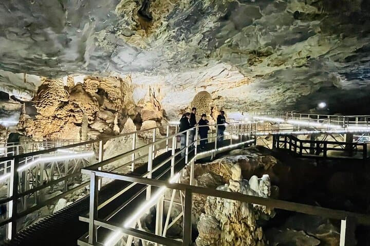 Best tour to "Bustamante" + Grottos + transfer + tickets