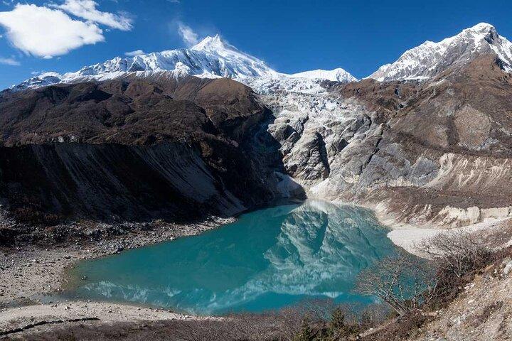 Trilha pelo Circuito Manaslu - 15 Dias