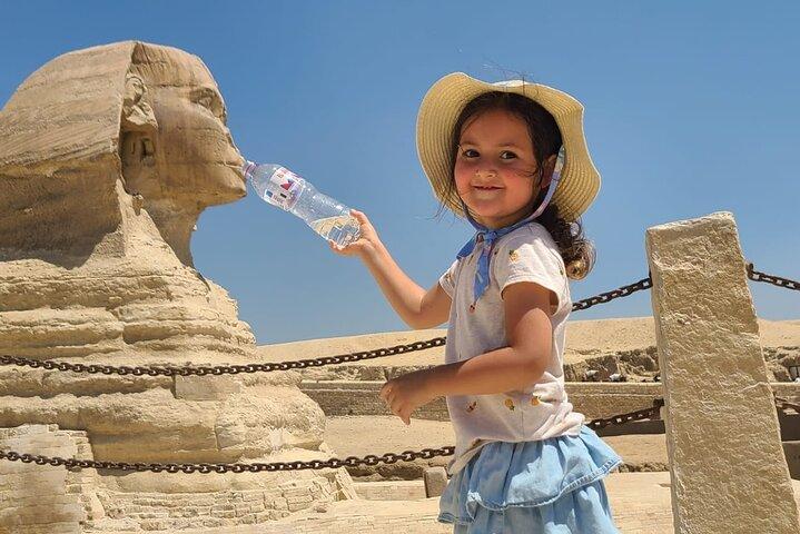 Privat guidad dagstur: Giza Pyramider, Egyptisk Museum och Nile Dinner Cruise