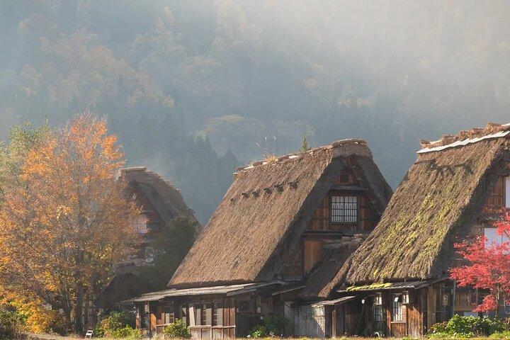 Shirakawago & Hida Takayama Eendaagse bustour vanuit Nagoya