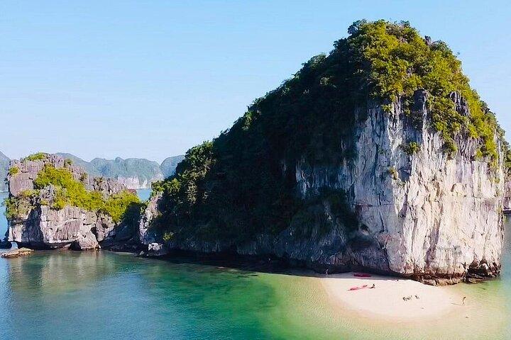 Hanoi - Cat Ba 2D1N : randonnée dans le parc national de Cat Ba et exploration de la baie de Lan Ha