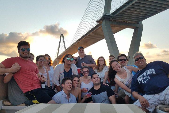 Excursões privadas de manhã no iate Kismet até 20 passageiros