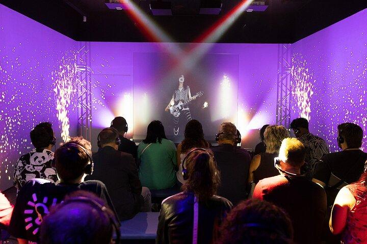 Guitar Legends Hall: Entré till Immersive Rock Museum