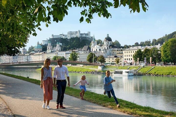 Tour di un giorno di Salisburgo e del Distretto dei Laghi da Monaco