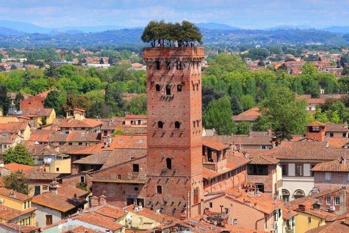 Pela Toscana: Mármores de Carrara, Pisa e Lucca