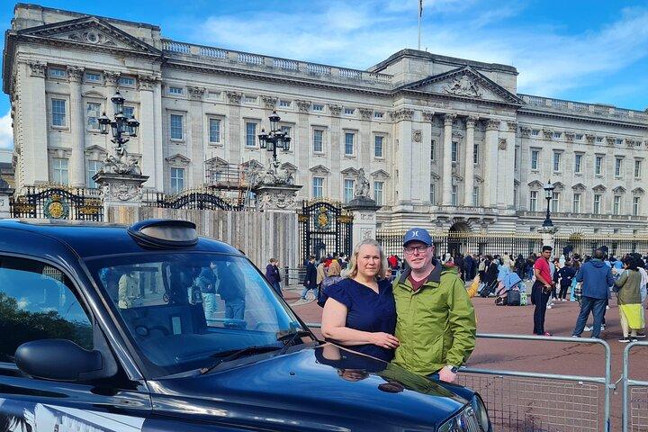 Visite des principaux sites touristiques de Londres en taxi et croisière sur la Tamise