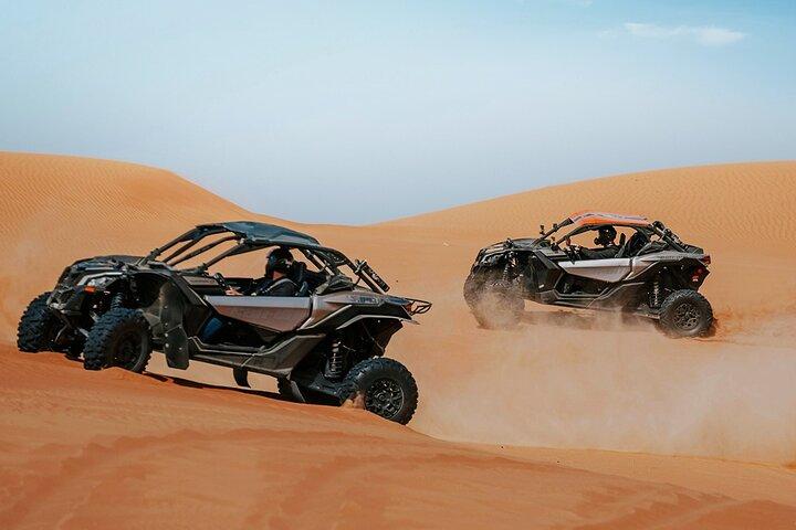 Quadrijden en duinbuggy Dubai