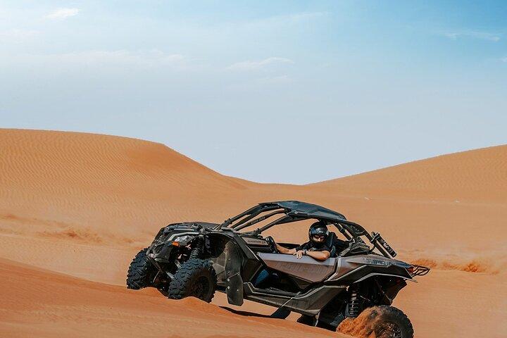 Quadrijden en duinbuggy Dubai