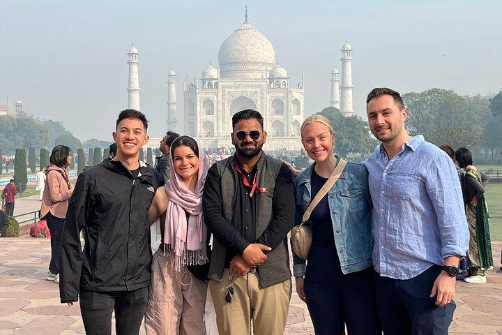 Taj Mahal & Agra Fort Private Day Trip From Delhi with 5* Lunch