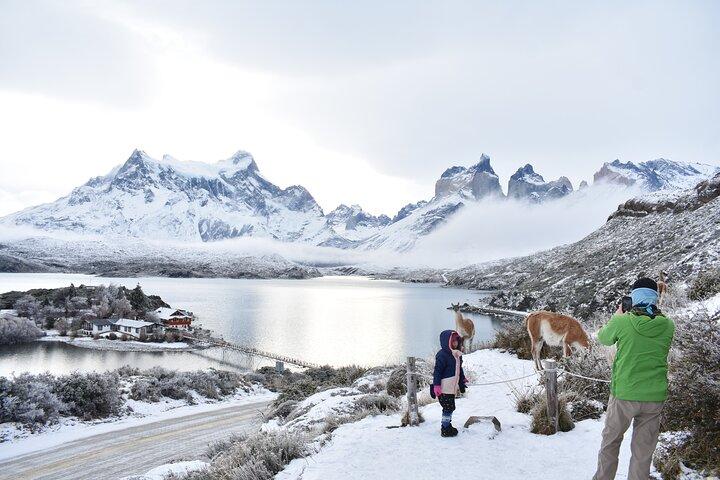 ERLEBEN SIE den Winter in Torres del Paine / 4 Nächte und 3 Tage.
