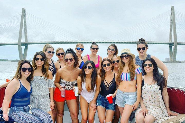 Excursões privadas de manhã no iate Kismet até 20 passageiros