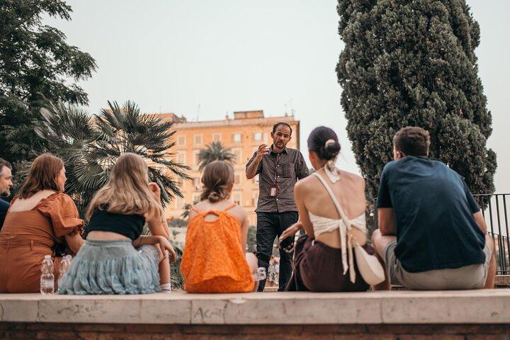 Passeggiata notturna nella magia di Roma