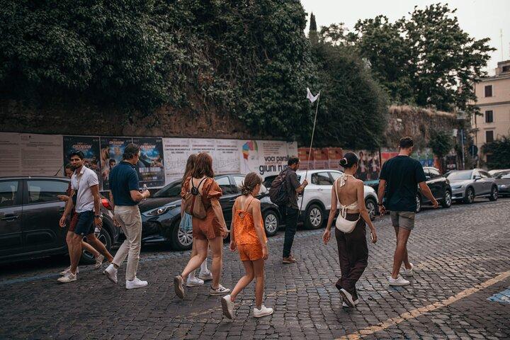Passeggiata notturna nella magia di Roma
