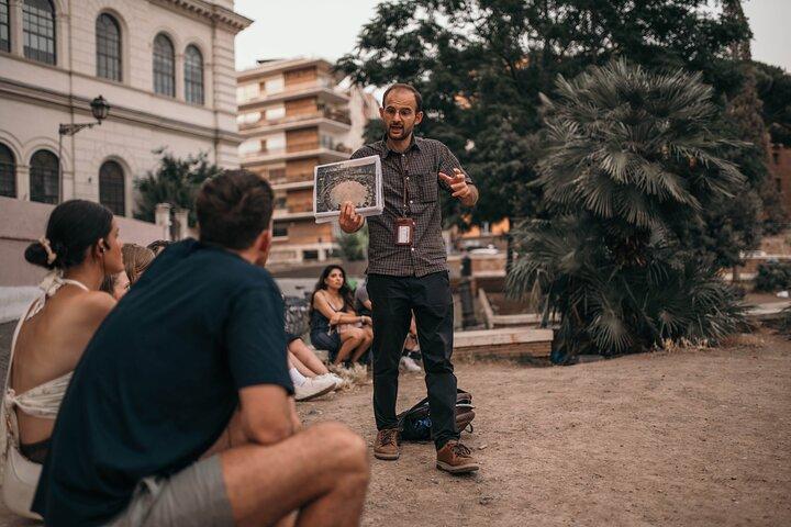 Passeggiata notturna nella magia di Roma