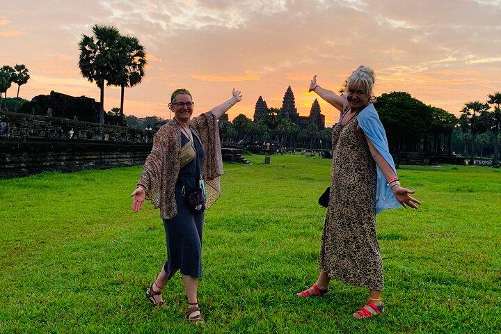 Full-Day Private Tuk Tuk Tour of Angkor Wat Temples
