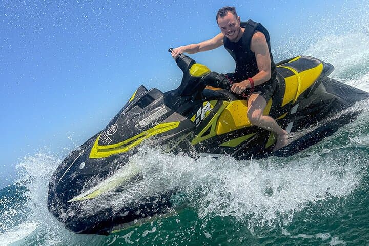 Best Morning Deal: 30-Minute JetSki Tour of Burj Al Arab in Dubai