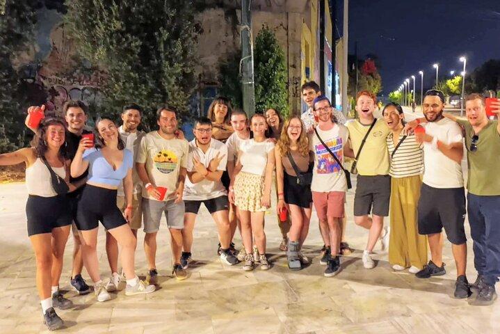 Athens Party Pub Crawl w / 1 hora de barra libre y discoteca VIP Acceso