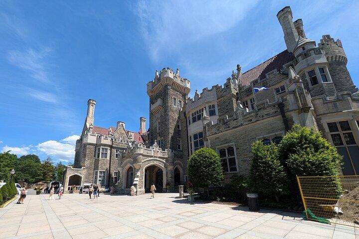 Experiencia gastronómica y de caminatas en St. Clair West y Casa Loma