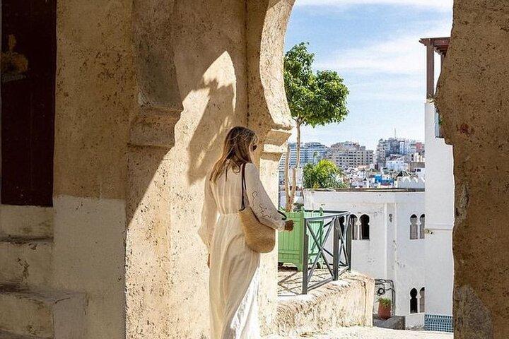 タンジェ散策ツアー：歴史、文化、ショッピングエリア