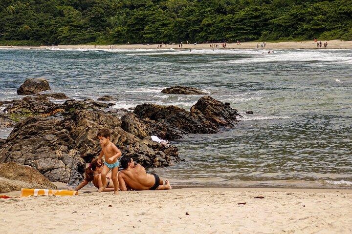 Trindade Fishing Village, Beach Trek e Snorkeling Tour da Paraty