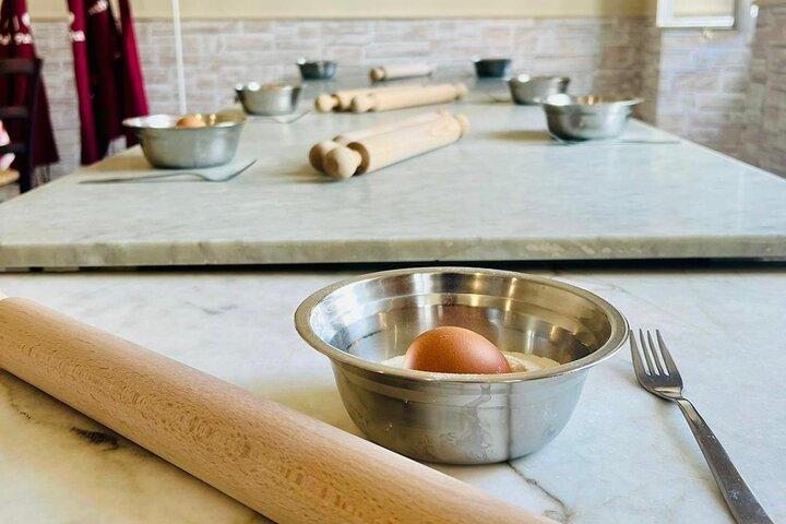 Florence: Lasagna- en Tiramisù-workshop met wijn van Ponte Vecchio