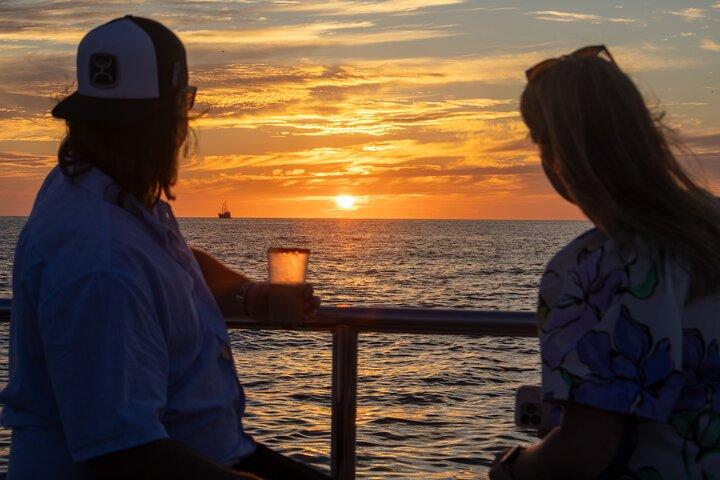 Puerto Vallarta Tramonto Catamarano con Open Bar e Sassofono