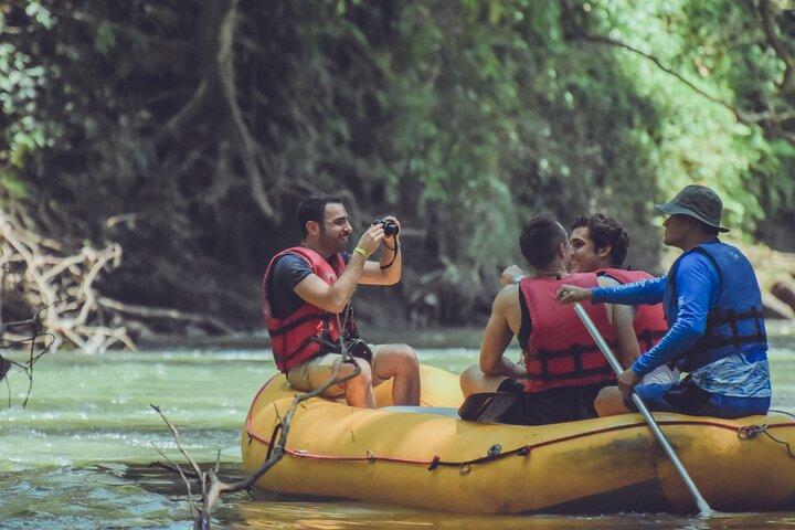 Safari Float + Fortuna Wasserfall + Mittagessen & Arenal Vulkanwanderung