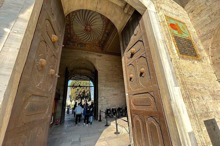 Best of Istanbul: Hagia Sophia,Blue Mosque,Topkapi Palace &Bazaar