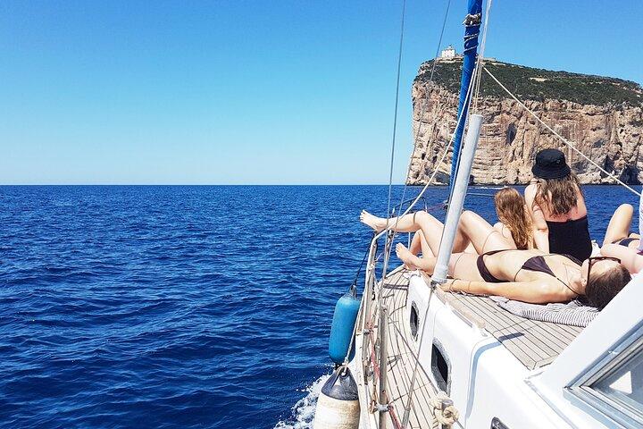 Esperienza in Barca a Vela verso Capo Caccia da Alghero