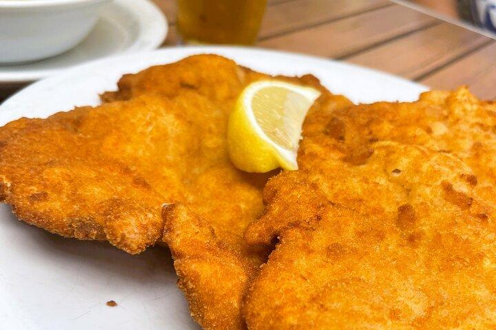 少人数グループ向けウィーンの隠れた名所を巡るグルメ試食ツアー