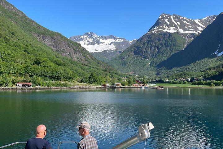 Tour del fiordo di Hjørundjord Andata e ritorno da Ålesund