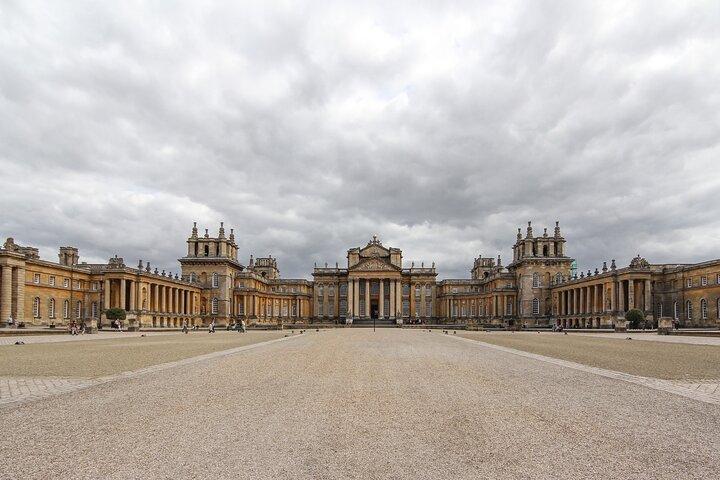 Private Tour of Blenheim Palace and Cotswold with Ticket Pass