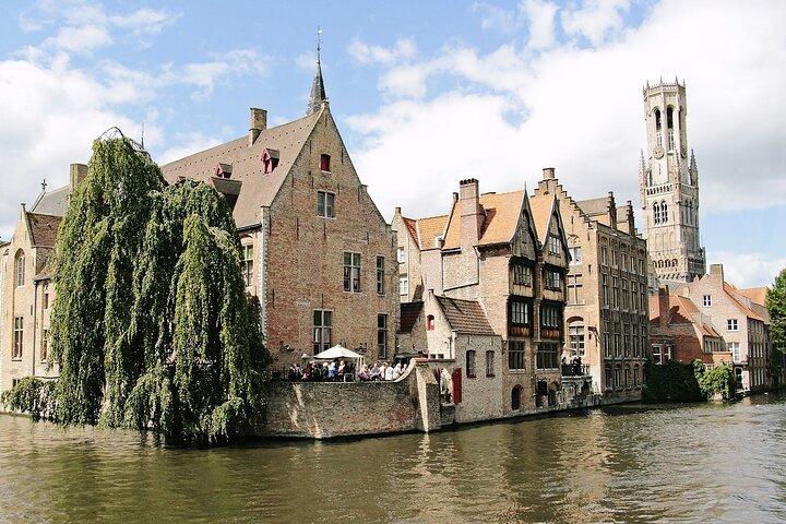 Private full day sightseeing tour to Bruges from Rotterdam