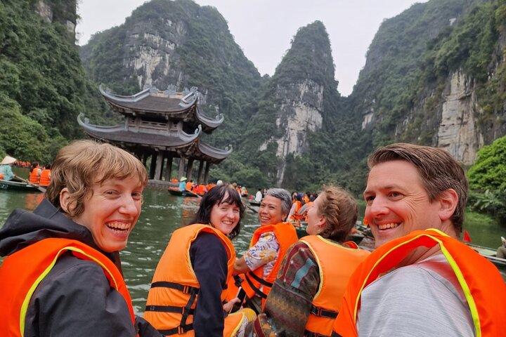 Ninh Binh hel dag till Hoa Lu, Tam Coc och Mua Cave via båt och cykel