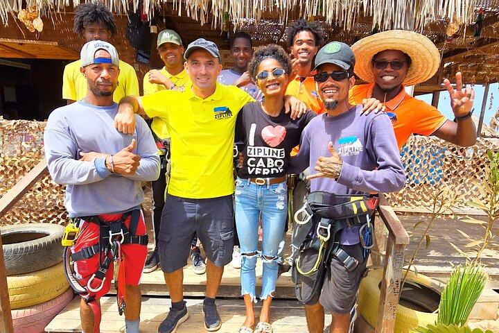Excursión completa y vuelo en Zipline Cabo Verde