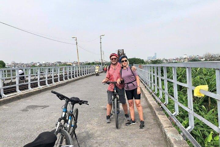Hanoi Biking Tour : City Sights & Countryside 3,5 Hours Combo