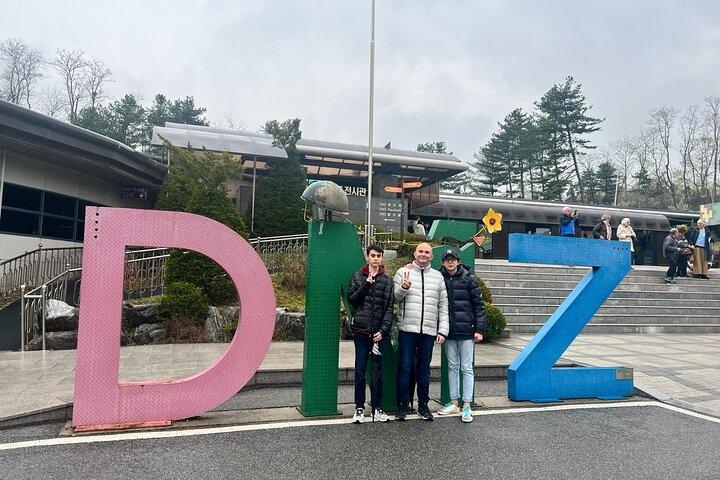 英語またはスペイン語で京畿道のDMZ 1日ツアー