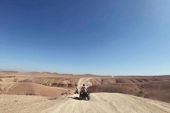 Dinershow in Agafay Desert met Quad en Kamelen