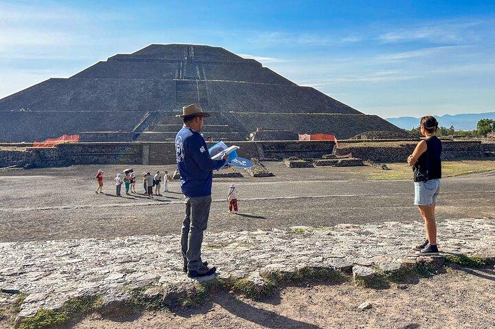 Teotihuacan Early Access Guided Tour with optional Lunch