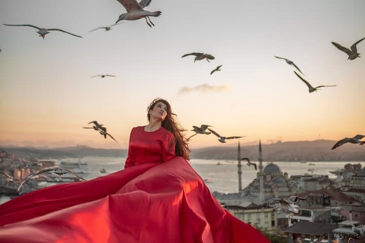 Iconic Flying Dress Rooftop Photoshoot in Istanbul(3Concepts)